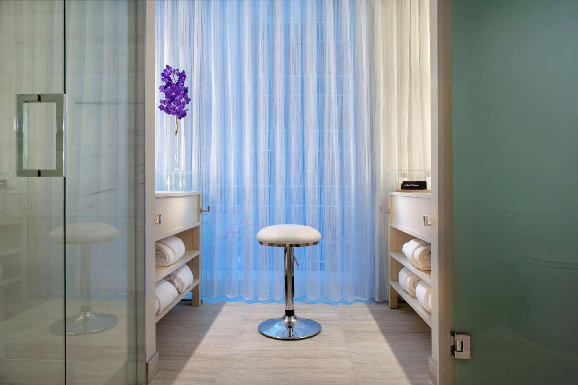Hall Arts Hotel Dallas, Curio Collection By Hilton Exterior foto